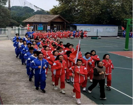 张燕梅3.png