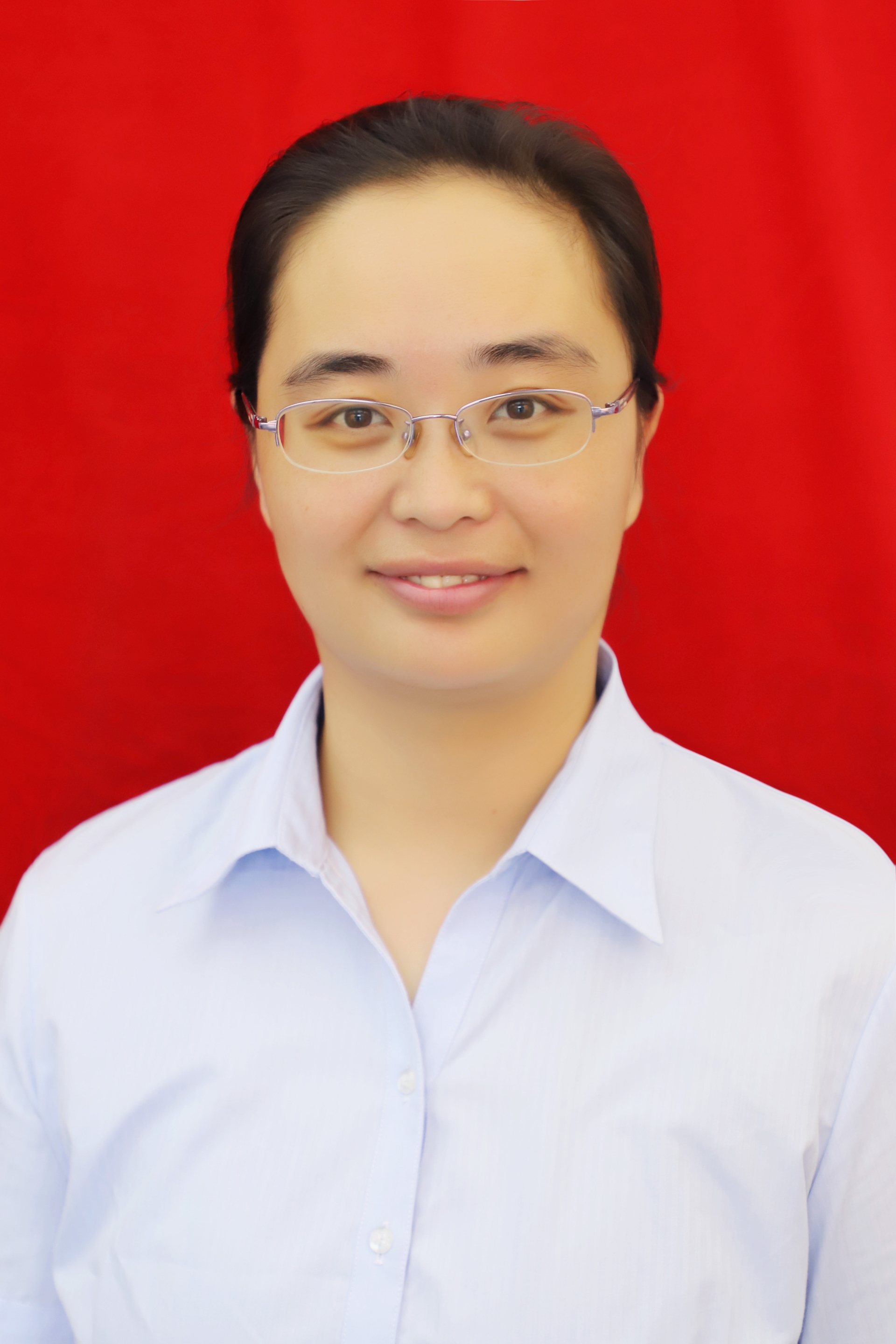 杨丽芳1.jpg
