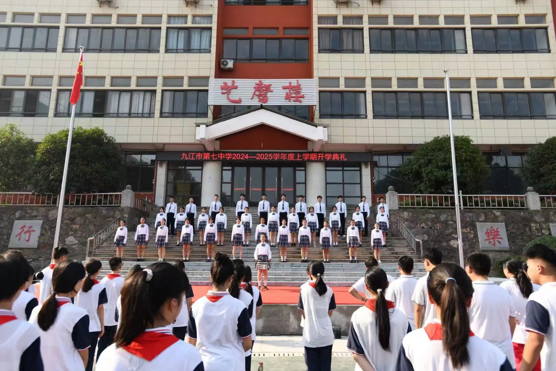 c5bef087ae8e3443fec6c95291f2653.jpg