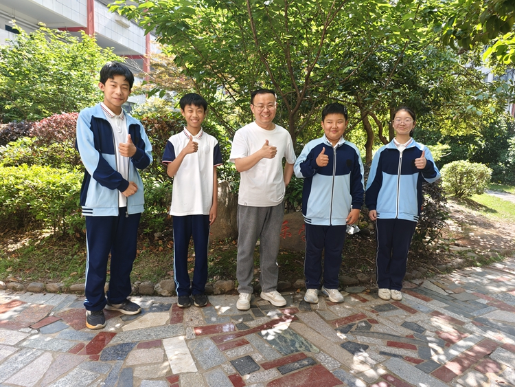图片2.jpg